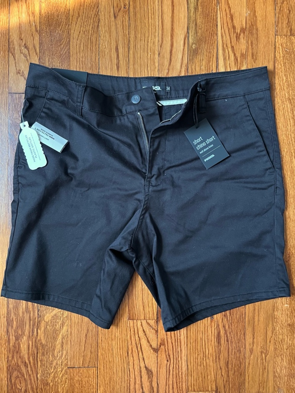 RSQ Men's Black Short Chino Shorts